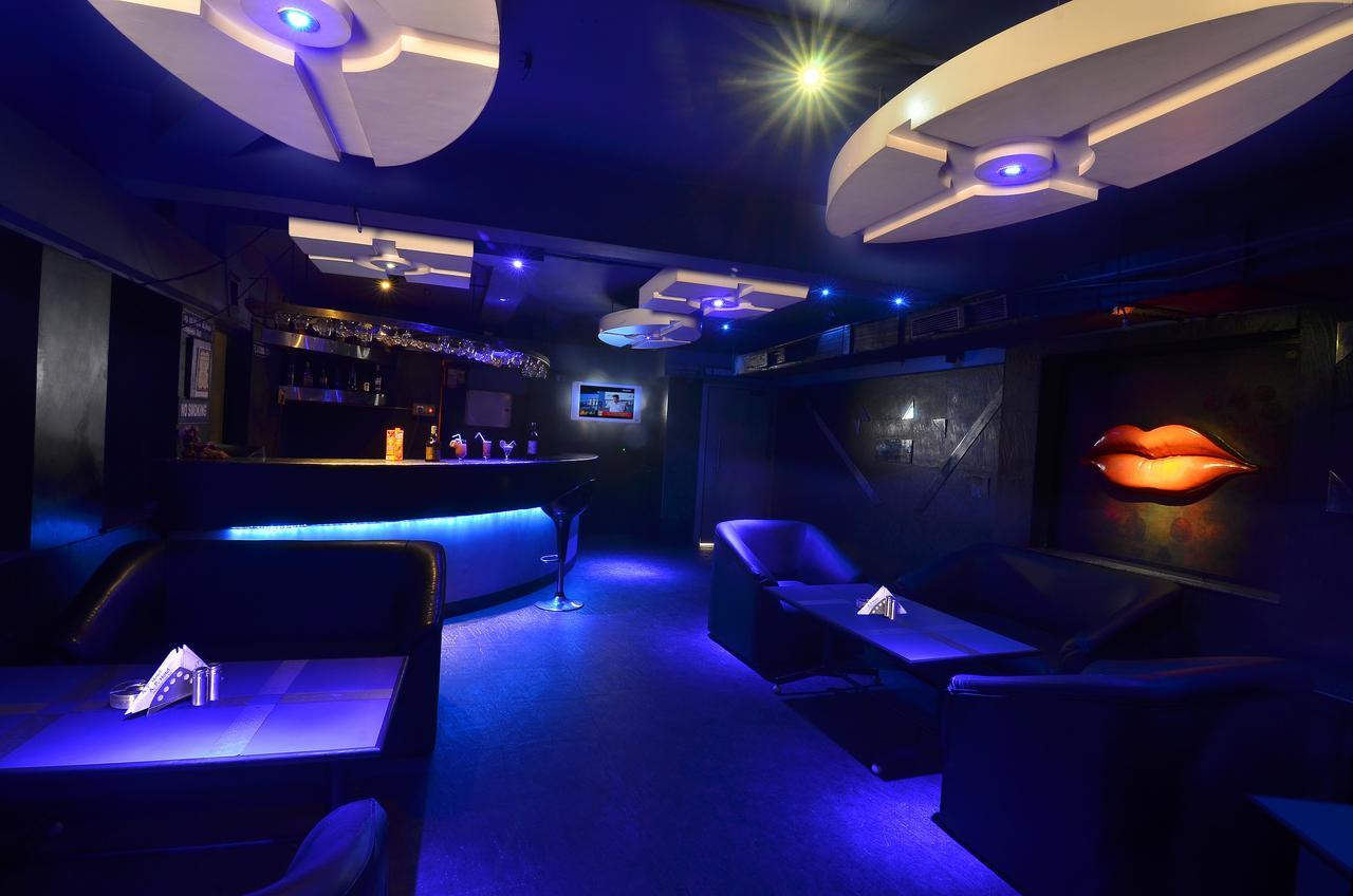 Hotel A P Коимбатур Экстерьер фото